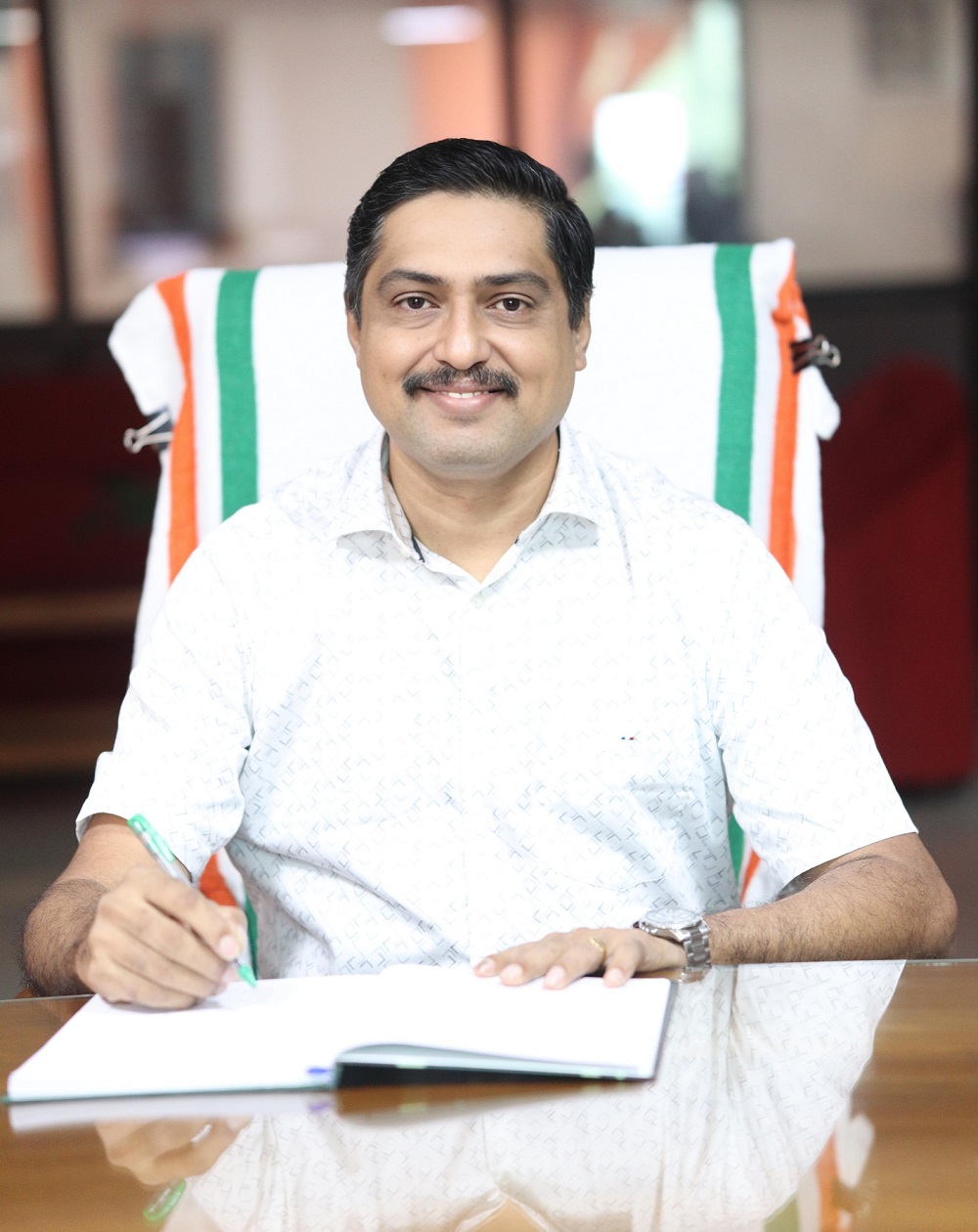 Prof.(Dr.) Gopakumar S